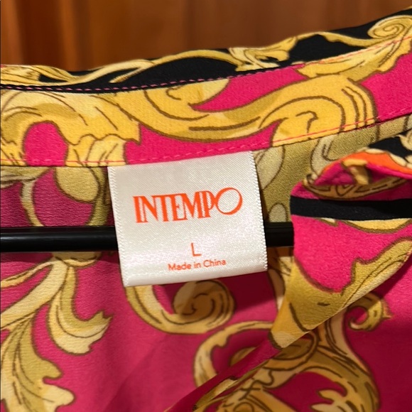 Versace Style Womens Pink and Gold Shirt - Picture 2 of 3